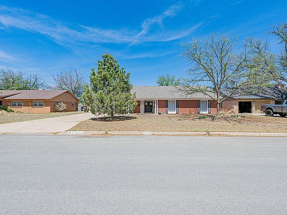 2nd image of 2818 Frontier Dr