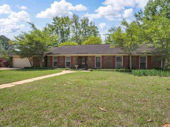 5517 Woodberry Ln, Tuscaloosa, AL 35405