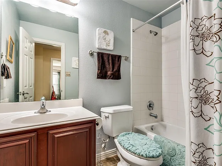 8730 Manhattan Ave #8730 — Photo 10