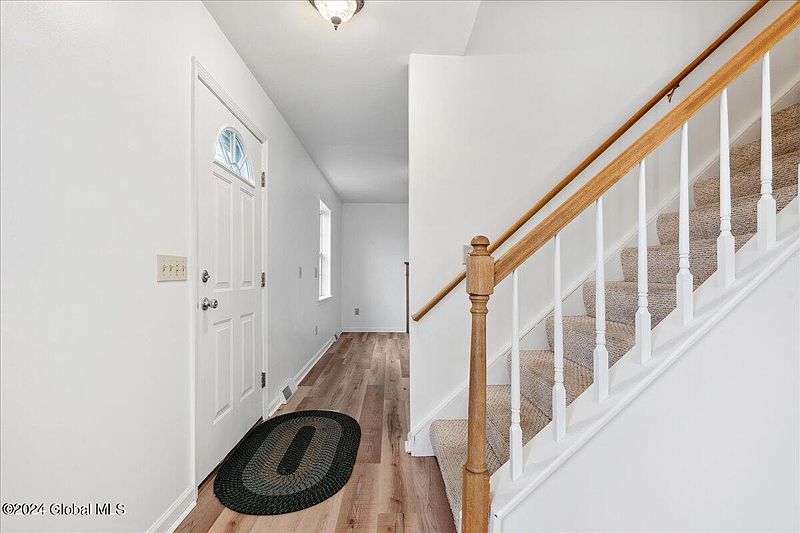2nd image of 23 Trinity Place