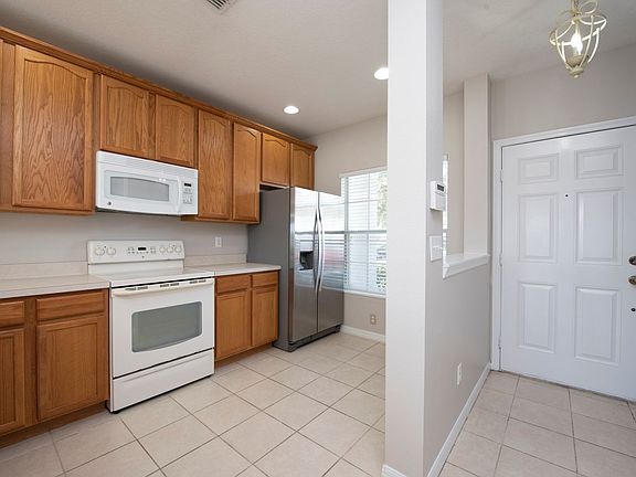 2nd image of 10664 Savannah Wood Dr #99