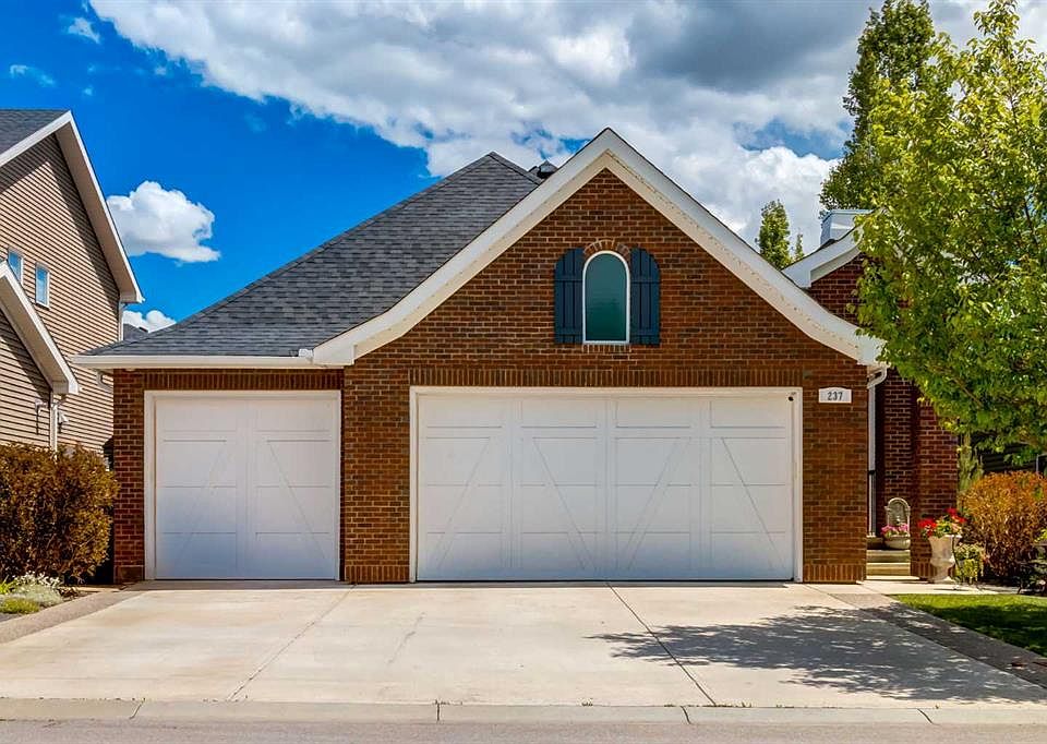 1st image of 237 W Aspenmere Cir
