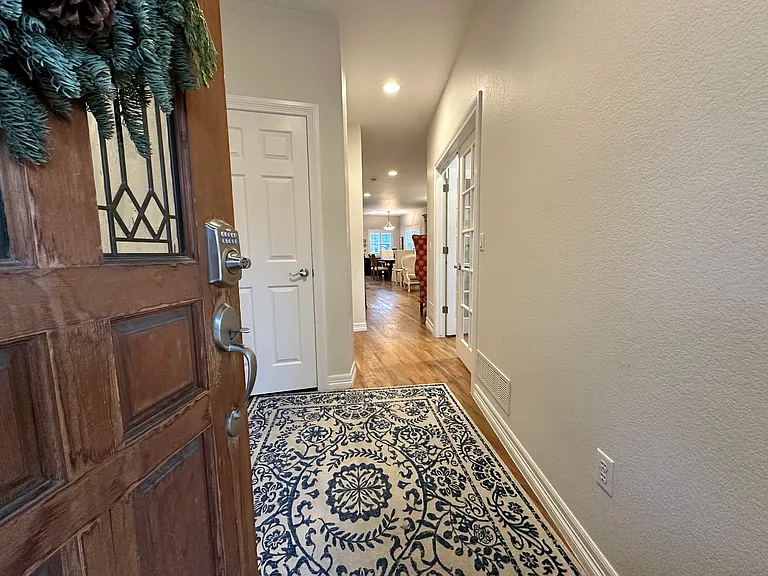2411 S Race St — Photo 3