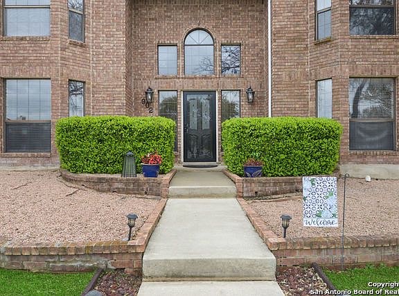 5th image of 902 Lightstone Dr