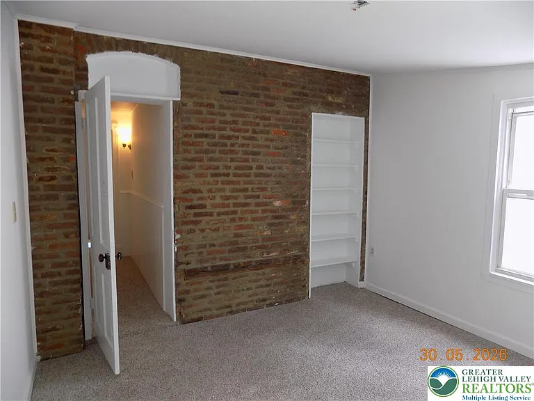 47 W Goepp St — Photo 15