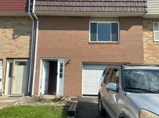 2025 Denning Way, North Versailles, PA 15137