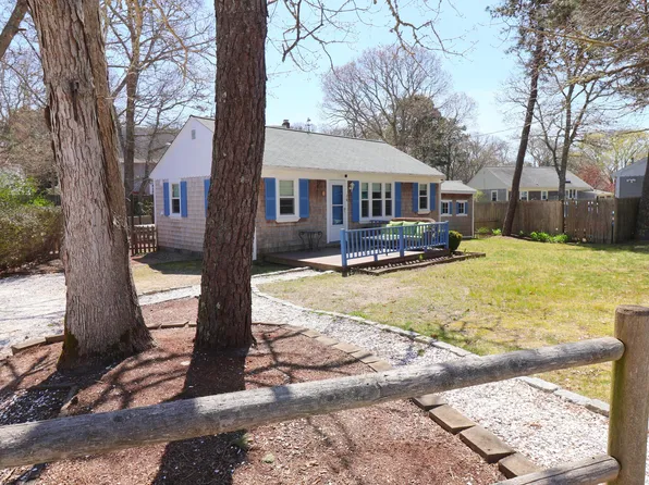 16 Olivia Walker Way, South Dennis, MA 02660