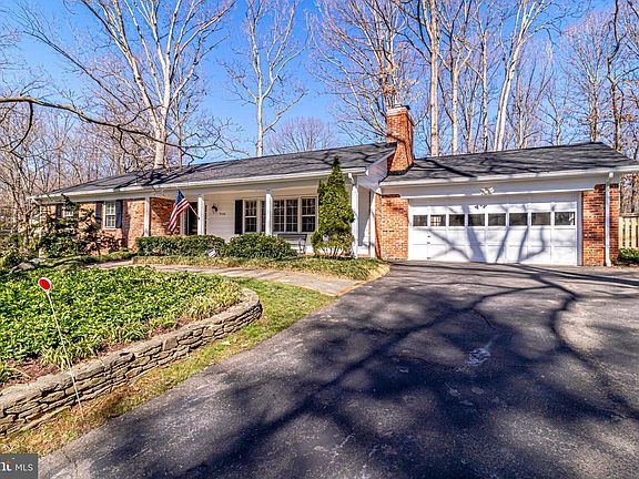 3rd image of 9120 Horner Ct