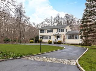 91 Ingleside Rd, Fairfield, CT 06824