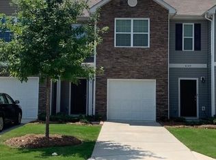 6139 Guildford Hill Ln, Charlotte, NC 28215