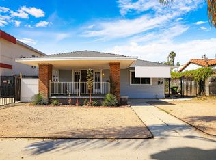 1205 W 37th Dr, Los Angeles, CA 90007
