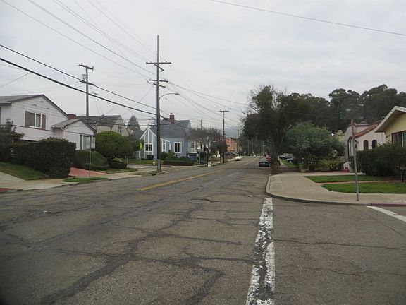 4th image of 2971 55th Ave