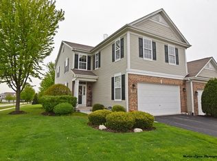 379 Ashby Ct, Geneva, IL 60134