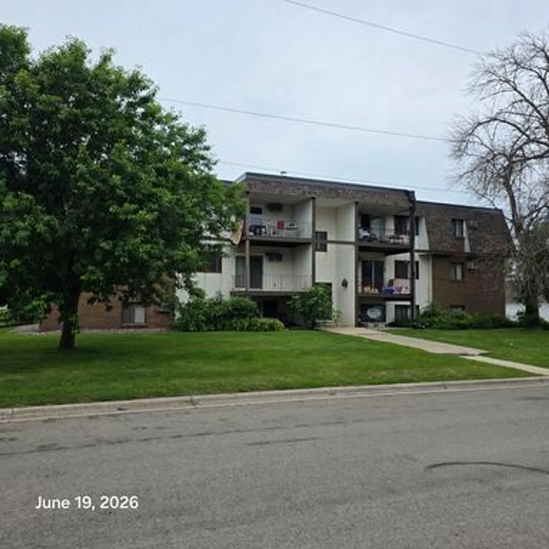 B&H Apartments — Photo 2
