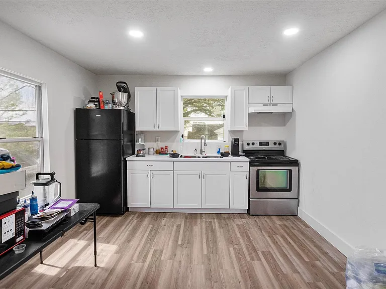 2633 W Main St #DPLX — Photo 7