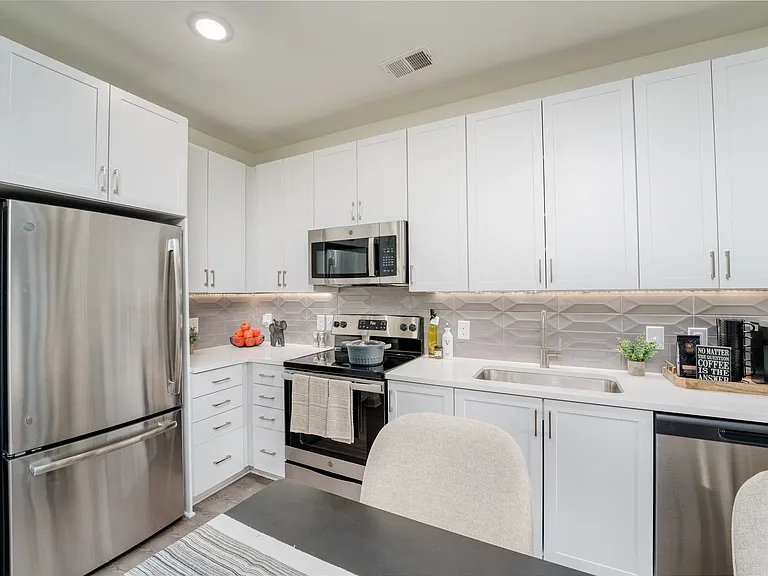 Lyric at Norton Commons Apartments — Photo 2