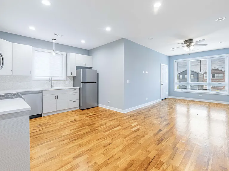 3029 W Washington Blvd #2 — Photo 6