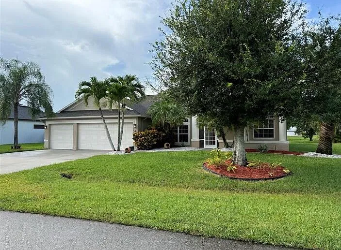 4 bed, 3.0 bath, 2392 sqft, $3,300 — Photo 1
