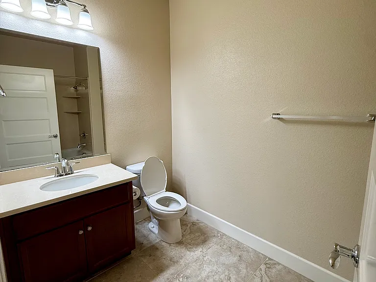 6482 Tralee Village Dr — Photo 29