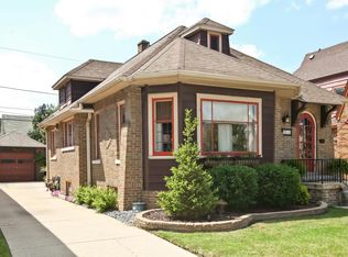 3015 N 55th St, Milwaukee, WI 53210