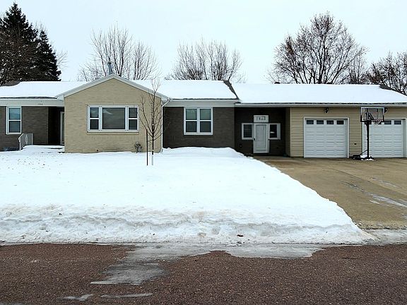 3rd image of 1502 2nd St