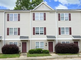 16 Red Ln, Raleigh, NC 27606