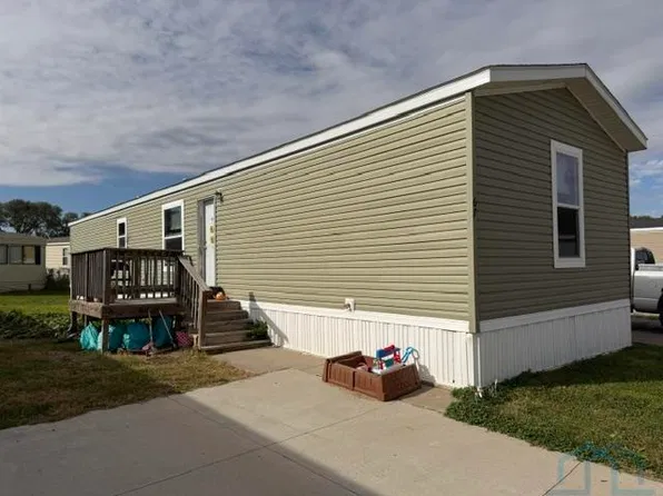 833 E Duke St Lot 67, Vermillion, SD 57069