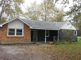 1835 S Calhoun St, Griffith, IN 46319