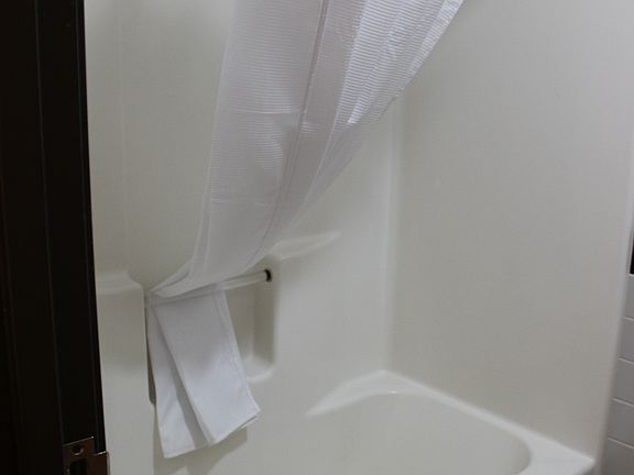 3rd image of 406 Main Ave NE #222