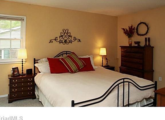 4th image of 5116 Bayberry Ln