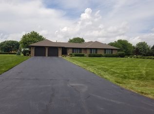 4N480 Trinity Ln, West Chicago, IL