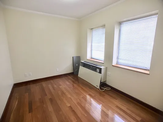 Rented by Irving Properties of New York, LLC | media 5