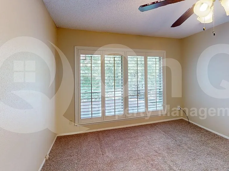 5809 Chimney Wood Cir — Photo 6