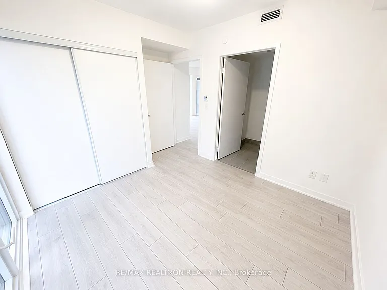 2031 Kennedy Rd #1725 — Photo 11