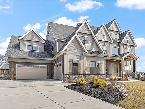 2nd image of 410 Firefly Dr