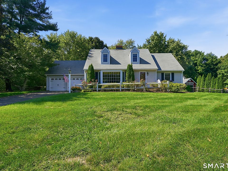 1st image of 22 Chestnut Hill Road