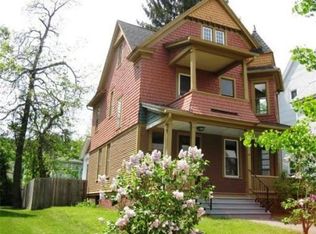 34 Parkwood St, Springfield, MA 01108