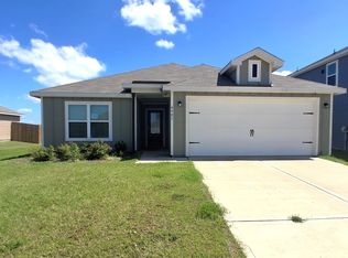 4901 Delano St, Greenville, TX 75401