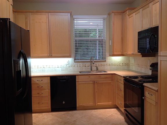 5th image of 574 NW 87th Ln
