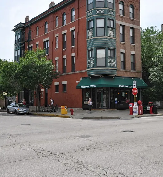 1351 W Roscoe St #2 — Photo 1