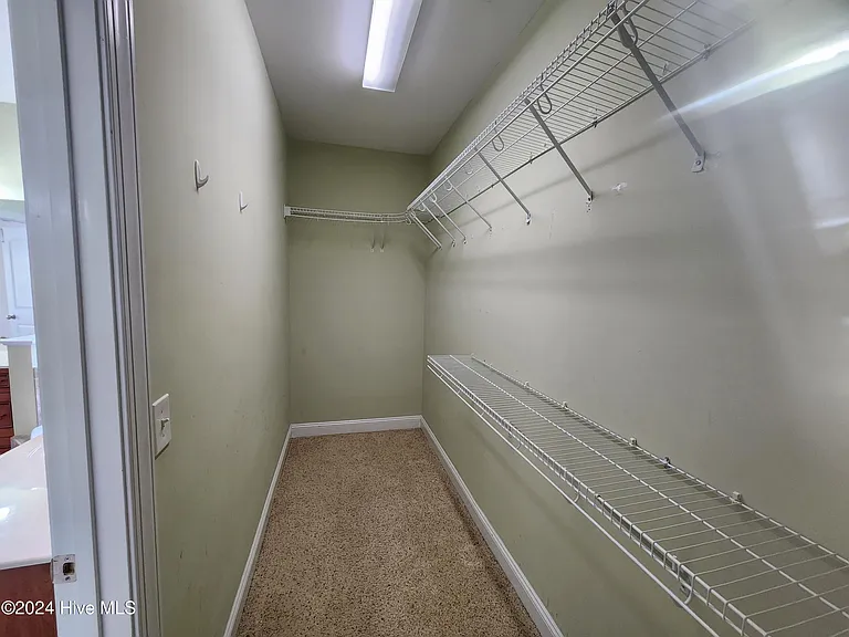 601 Creekway Cir SE — Photo 12