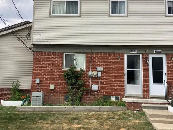 20817 Washington Dr, Roseville, MI 48066