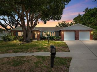 13623 97th Ter, Seminole, FL 33776