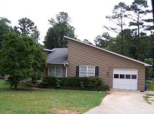 1526 Zebulon Rd, Griffin, GA 30224