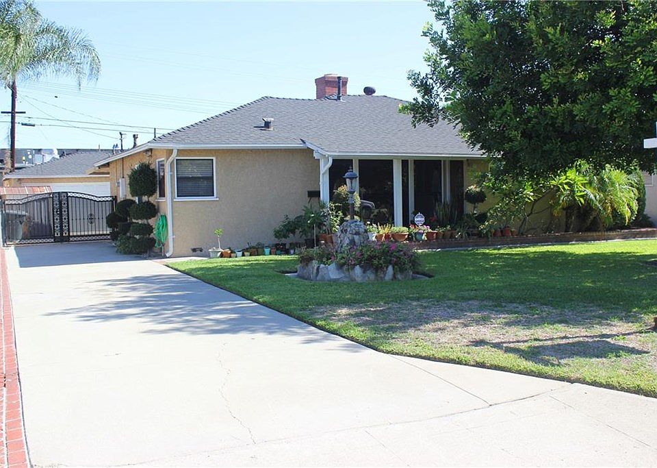 2nd image of 10314 Tristan Dr