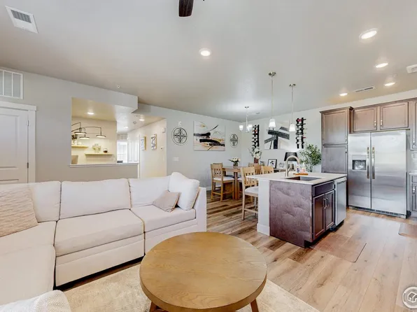 6825 Maple Leaf Dr #101, Timnath, CO 80547