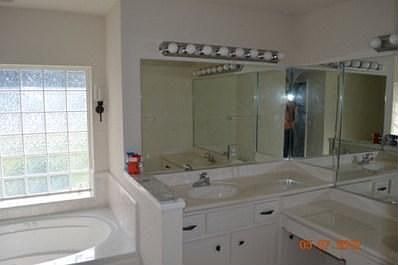 5th image of 144 Barrington Dr