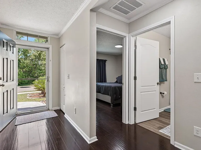 7163 Bedfordshire Ln — Photo 5