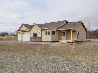 16100 Parksville Dr, Chugiak, AK 99567