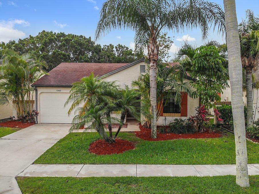 1st image of 1362 SE Carrington Ct
